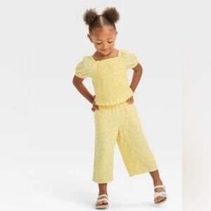 Cat & Jack Toddler Girl 2Pc Yellow Floral Smocked Cropped Outfit Size 2T